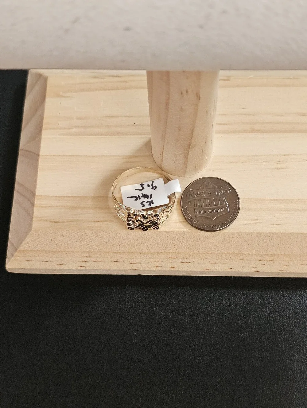 14k Gold Ring Size 9.5